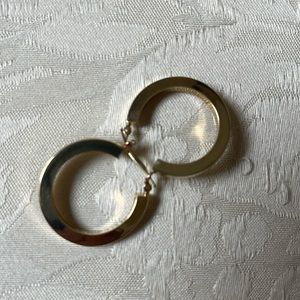 14kt yellow gold earrings beautiful